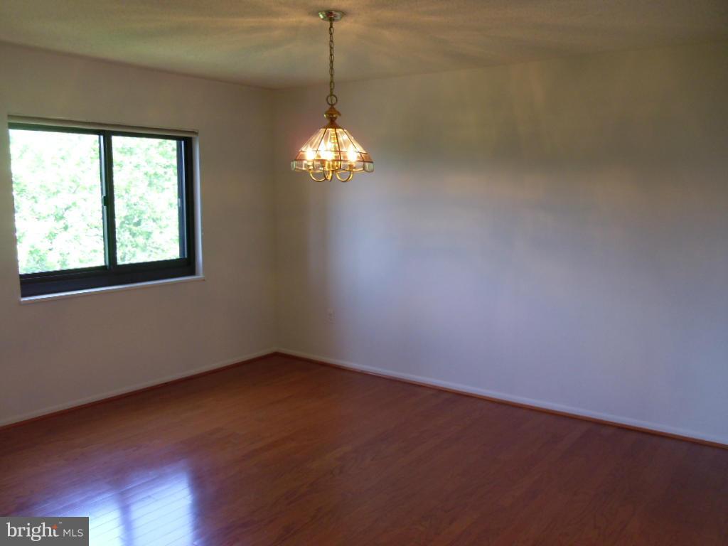 GREENS AT LEISURE WORLD - Residential