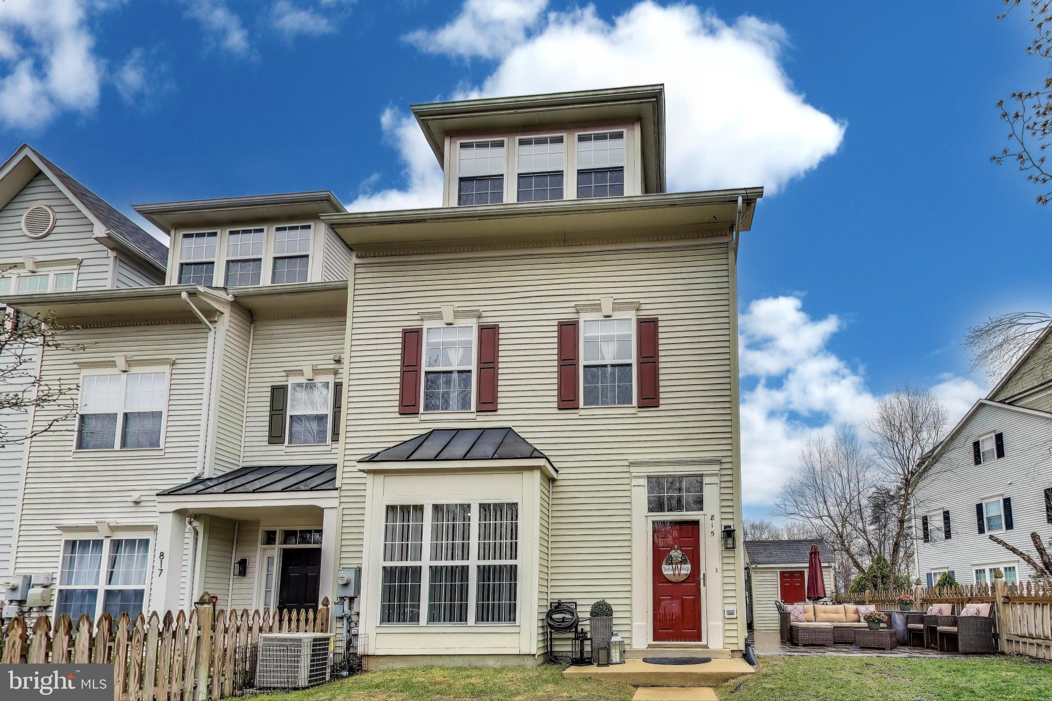 RIVER COLONY - Residential