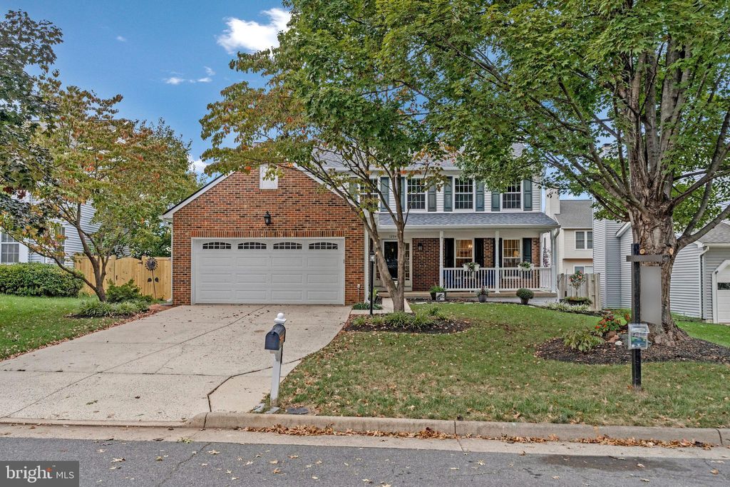 Photo of 1204 James Rifle Court NE, LEESBURG, VA 20176 (MLS # VALO2107804)