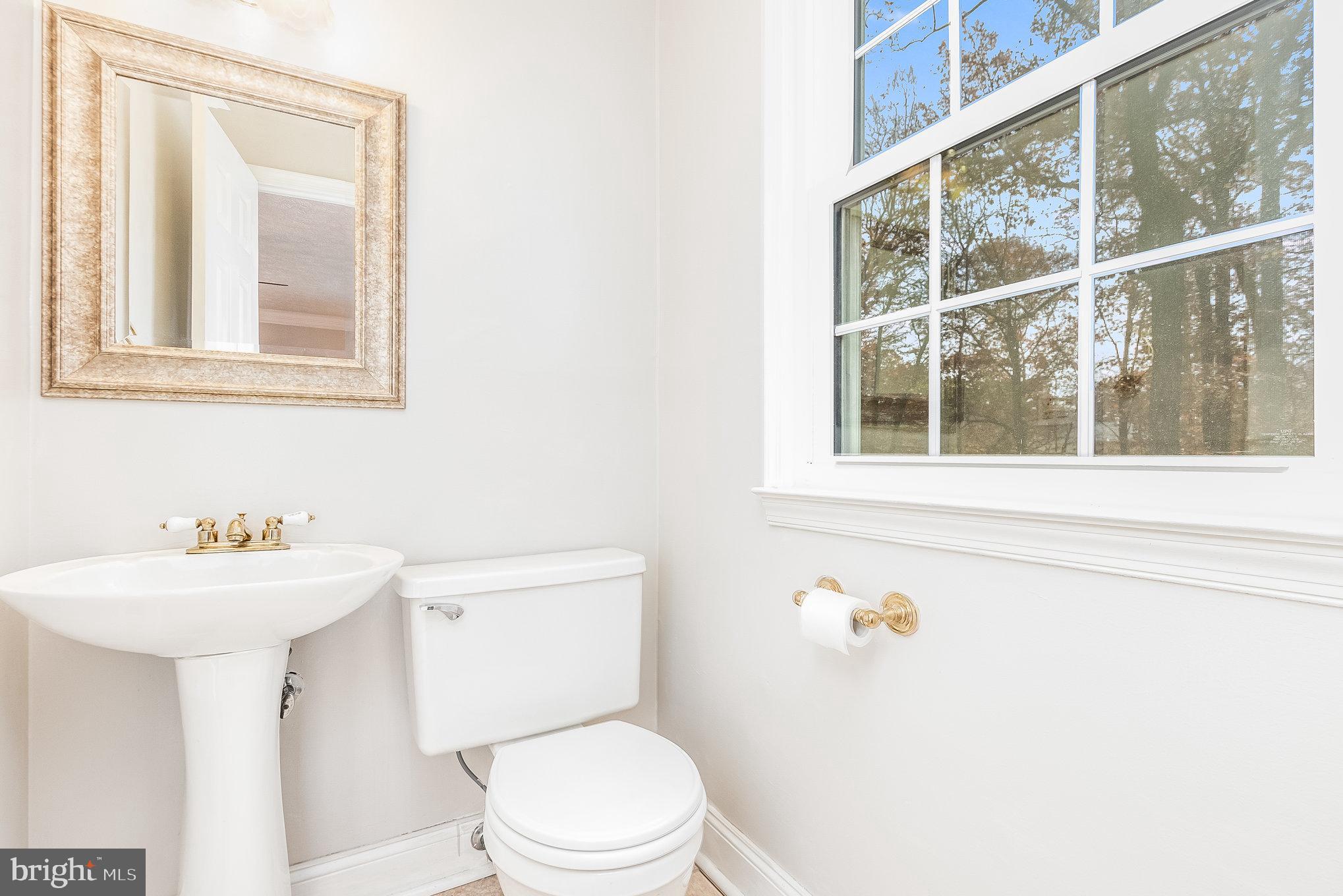 NEWINGTON STATION - Residential Lease