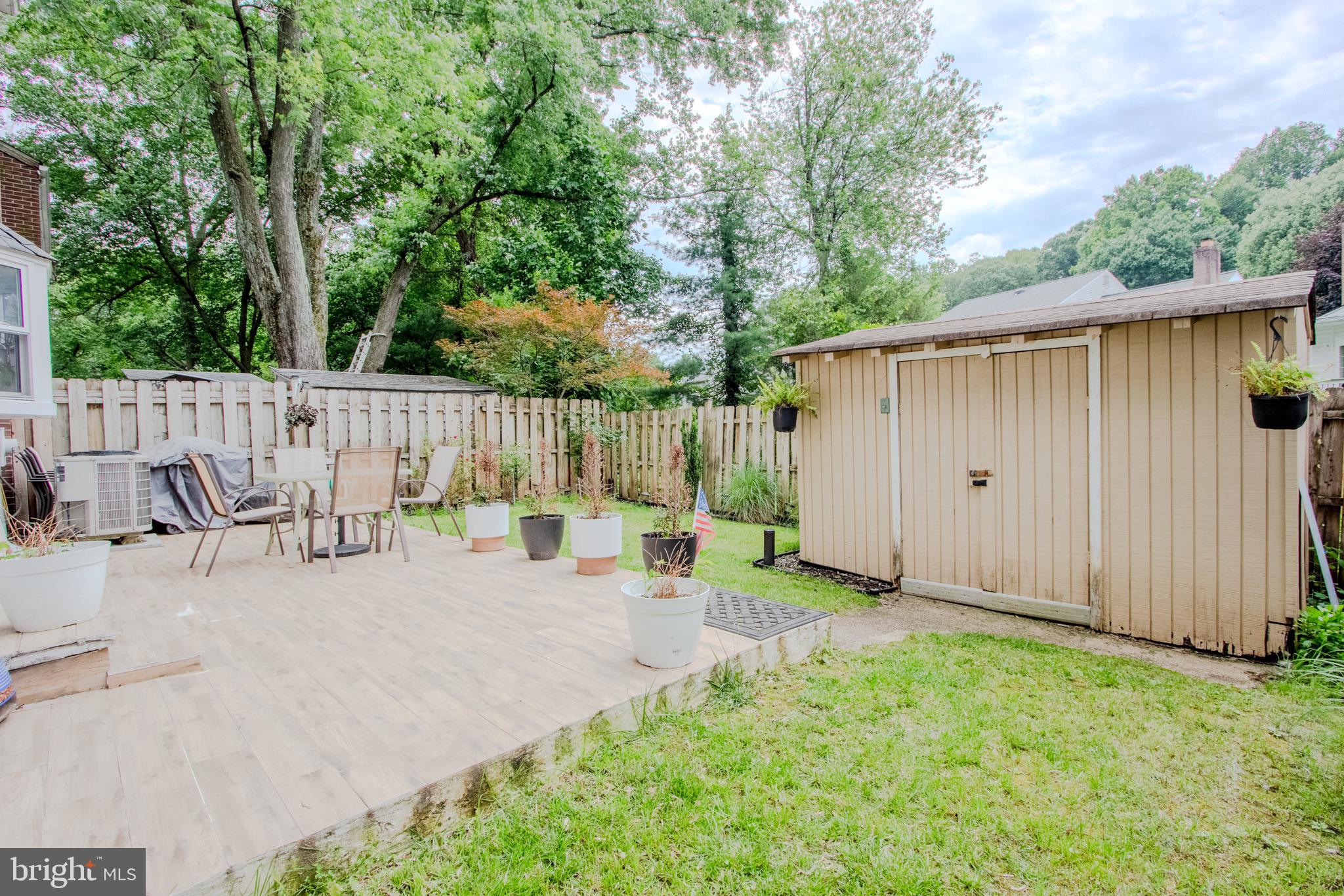 LAKE BRADDOCK - Residential