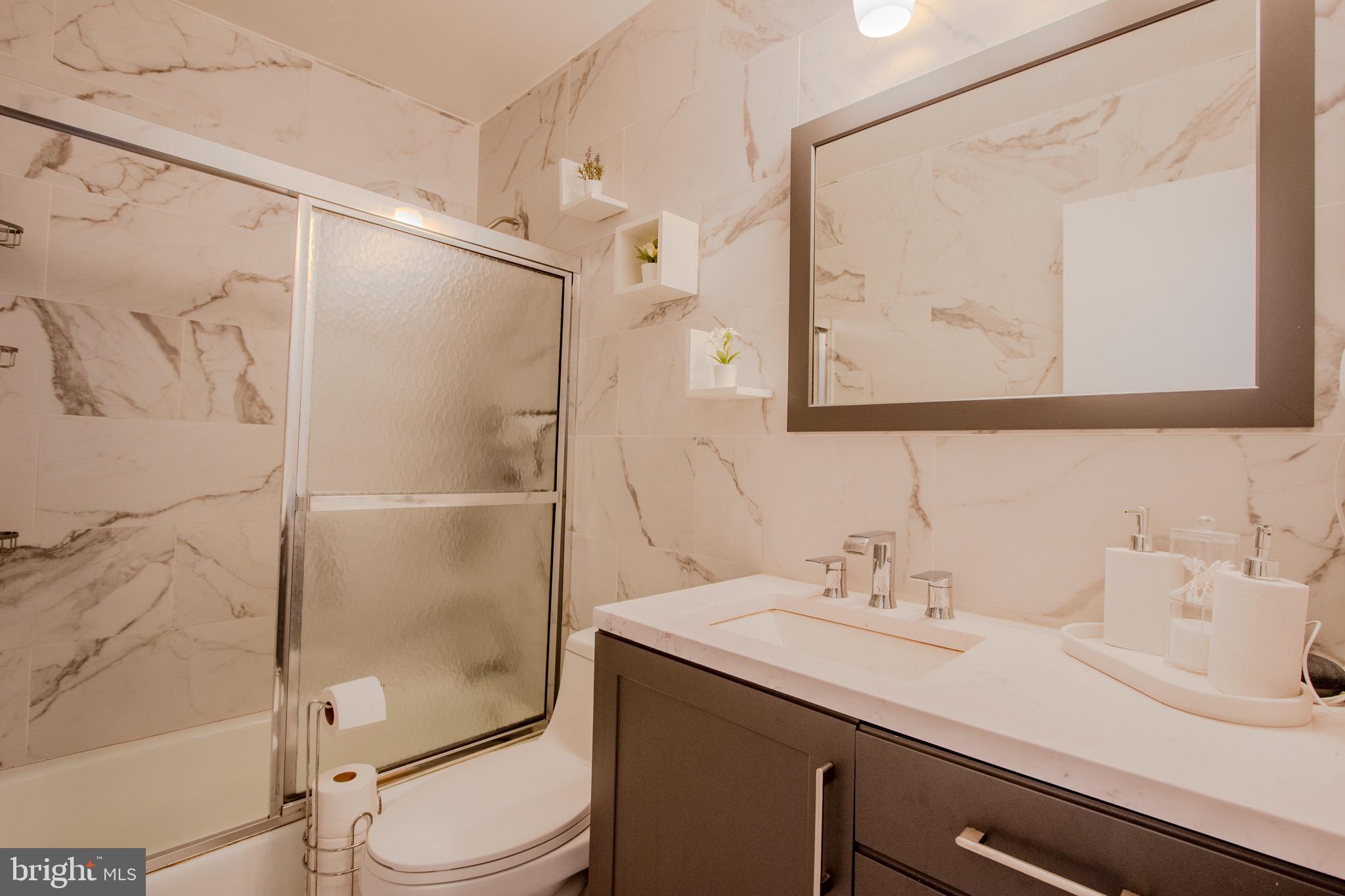 LAKE BRADDOCK - Residential