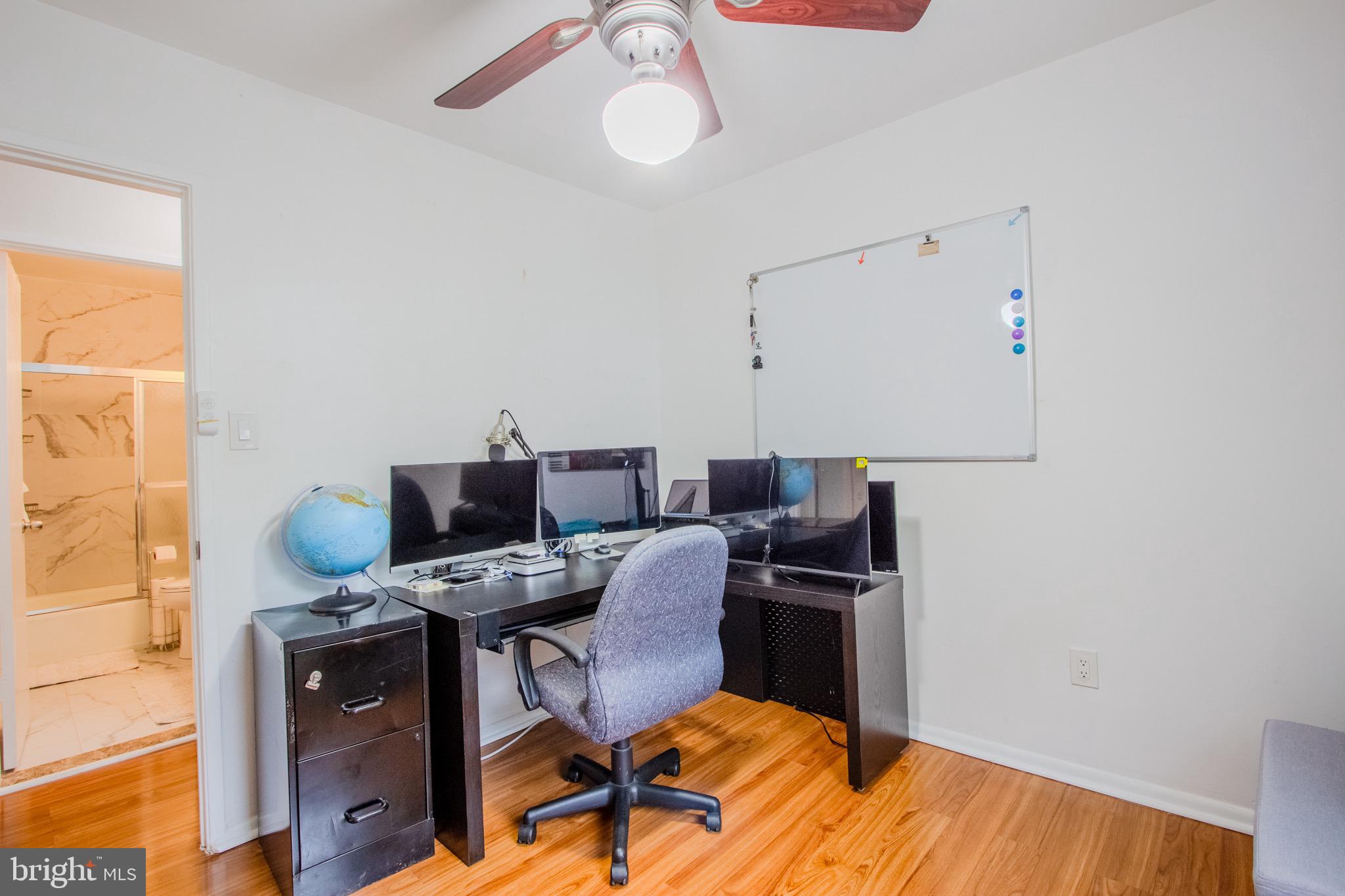 LAKE BRADDOCK - Residential