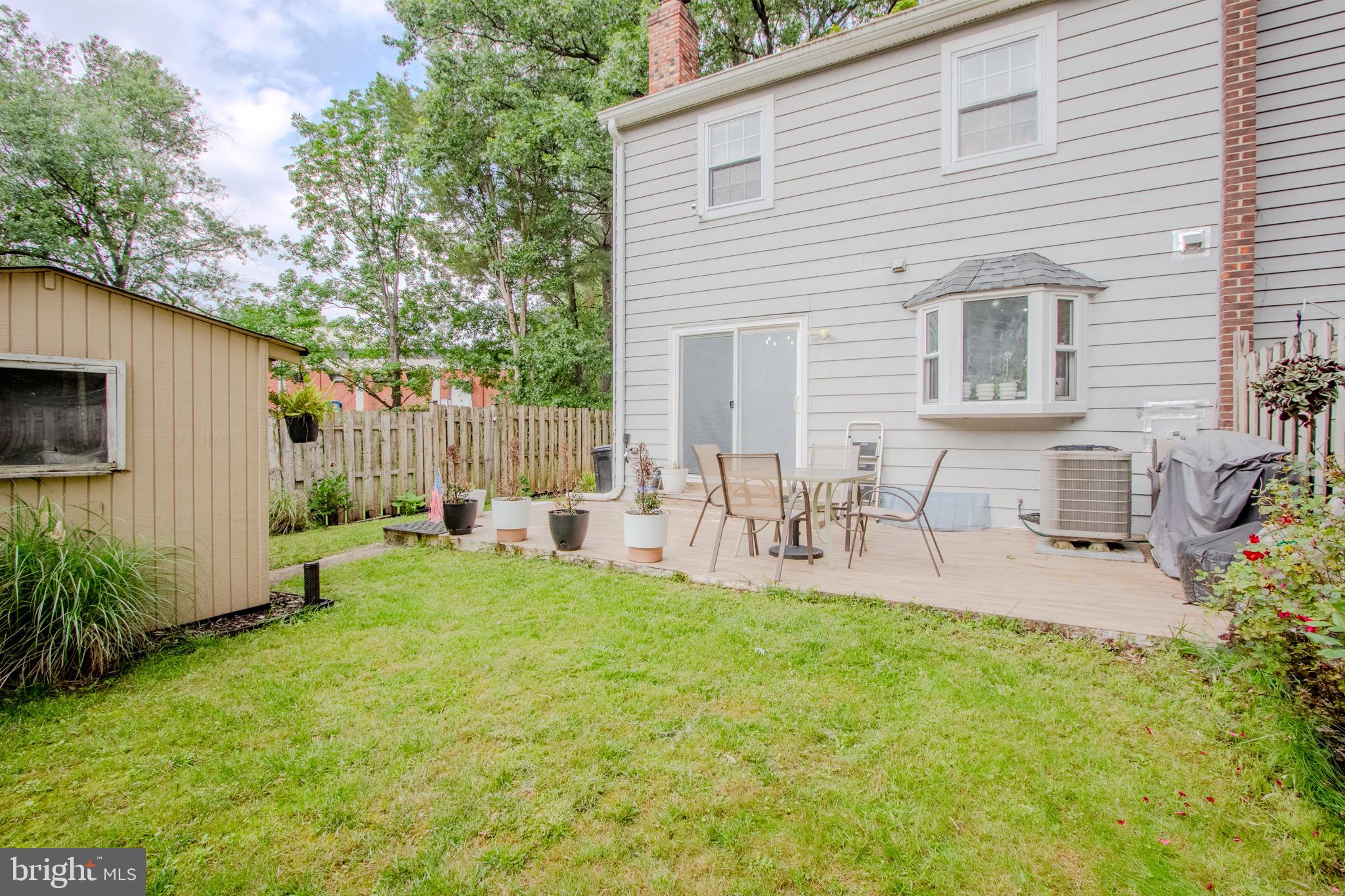 LAKE BRADDOCK - Residential