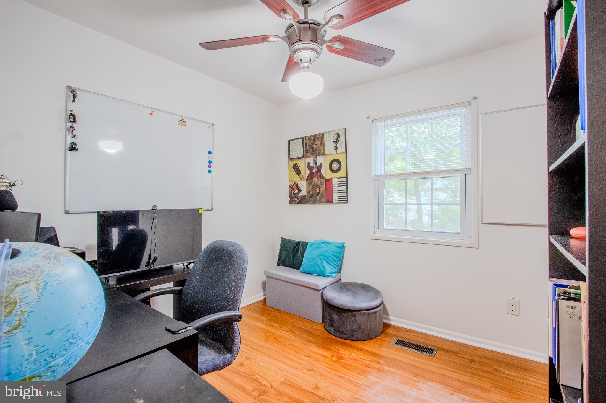 LAKE BRADDOCK - Residential