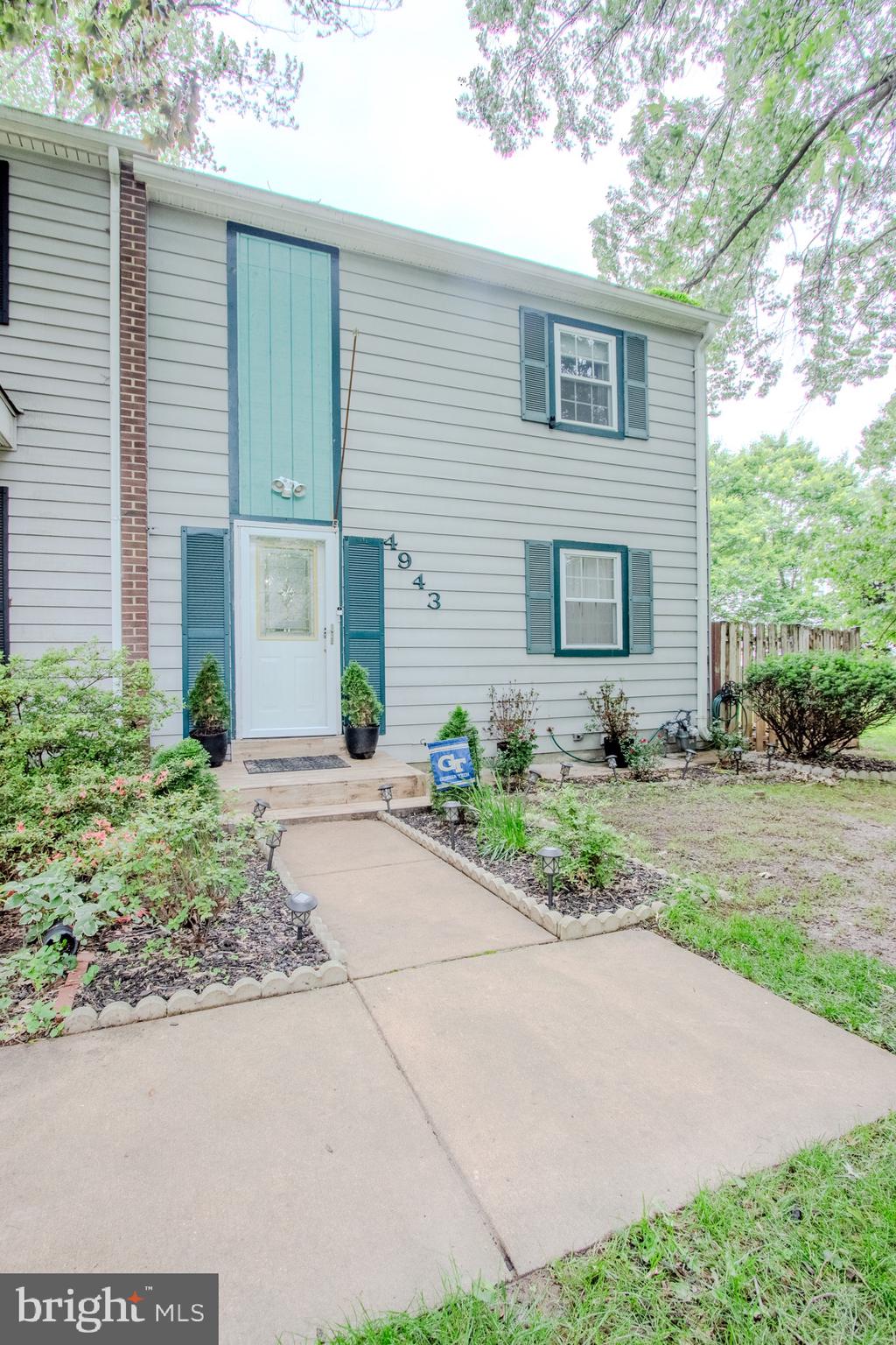 LAKE BRADDOCK - Residential