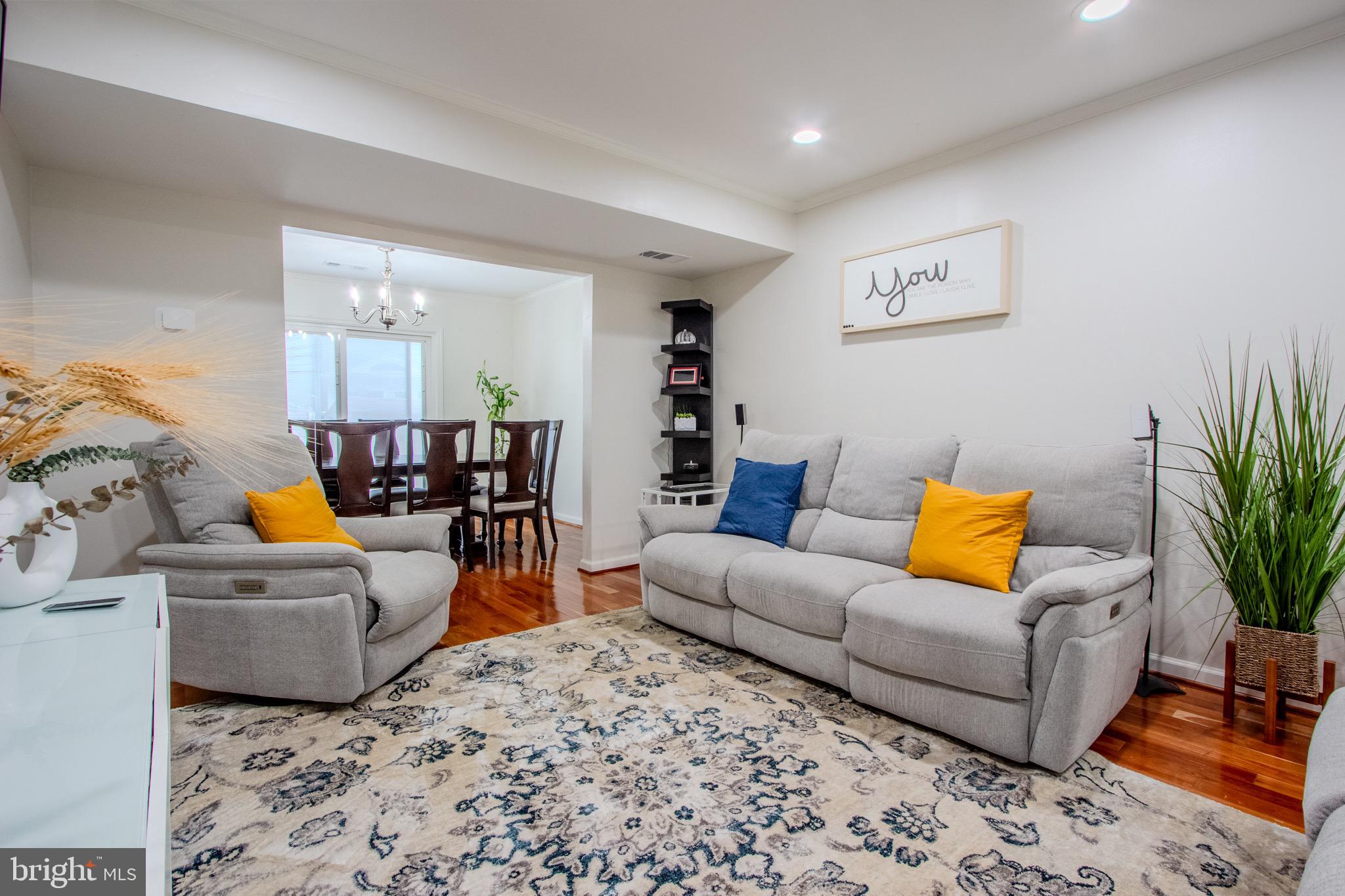 LAKE BRADDOCK - Residential