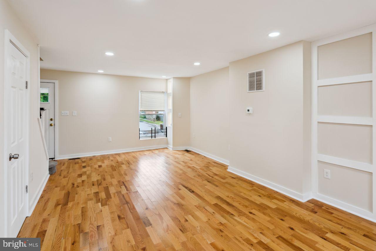 PARK HEIGHTS - Residential