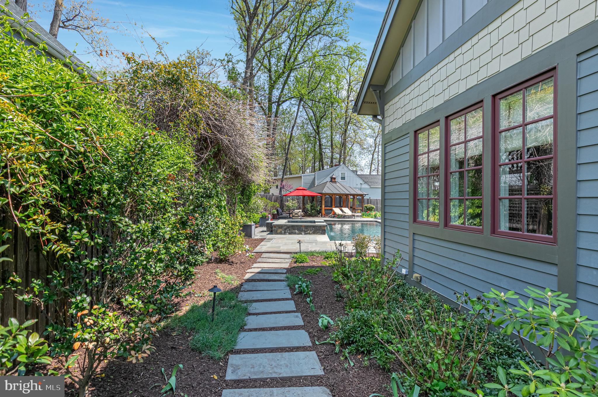 VIRGINIA FOREST - Residential