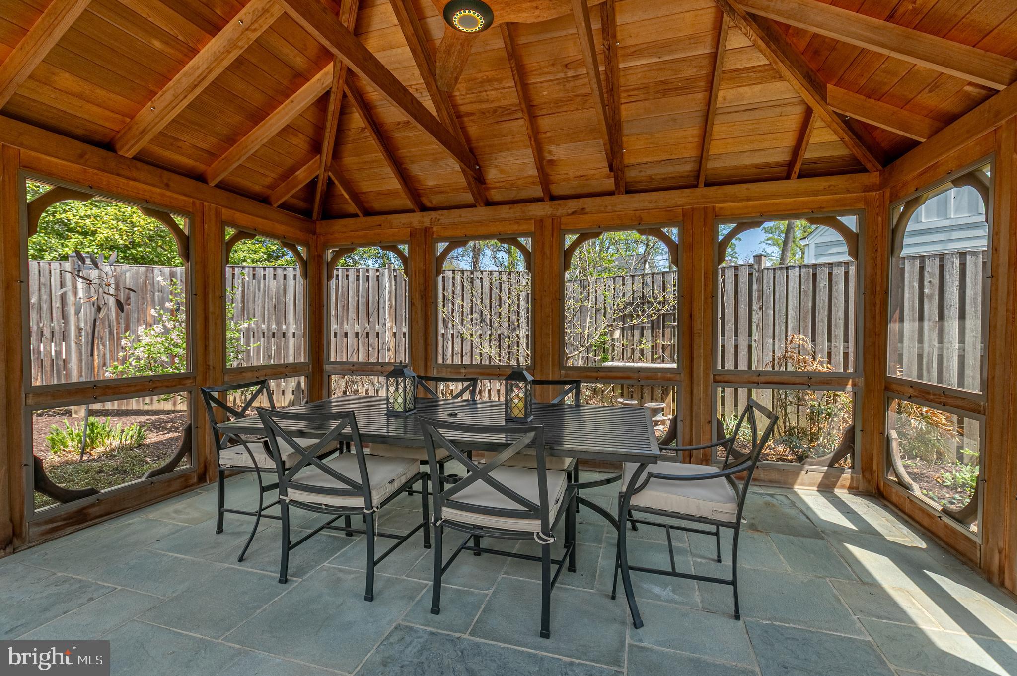 VIRGINIA FOREST - Residential