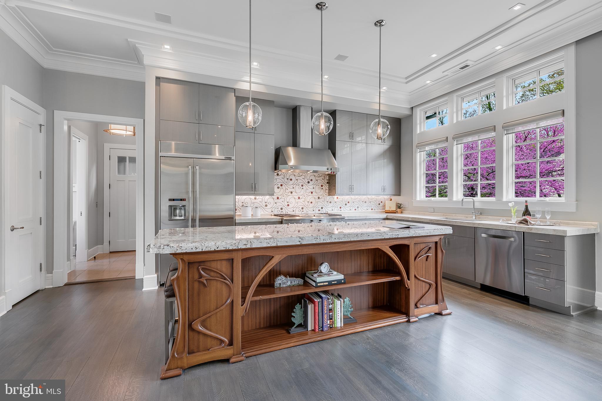 VIRGINIA FOREST - Residential