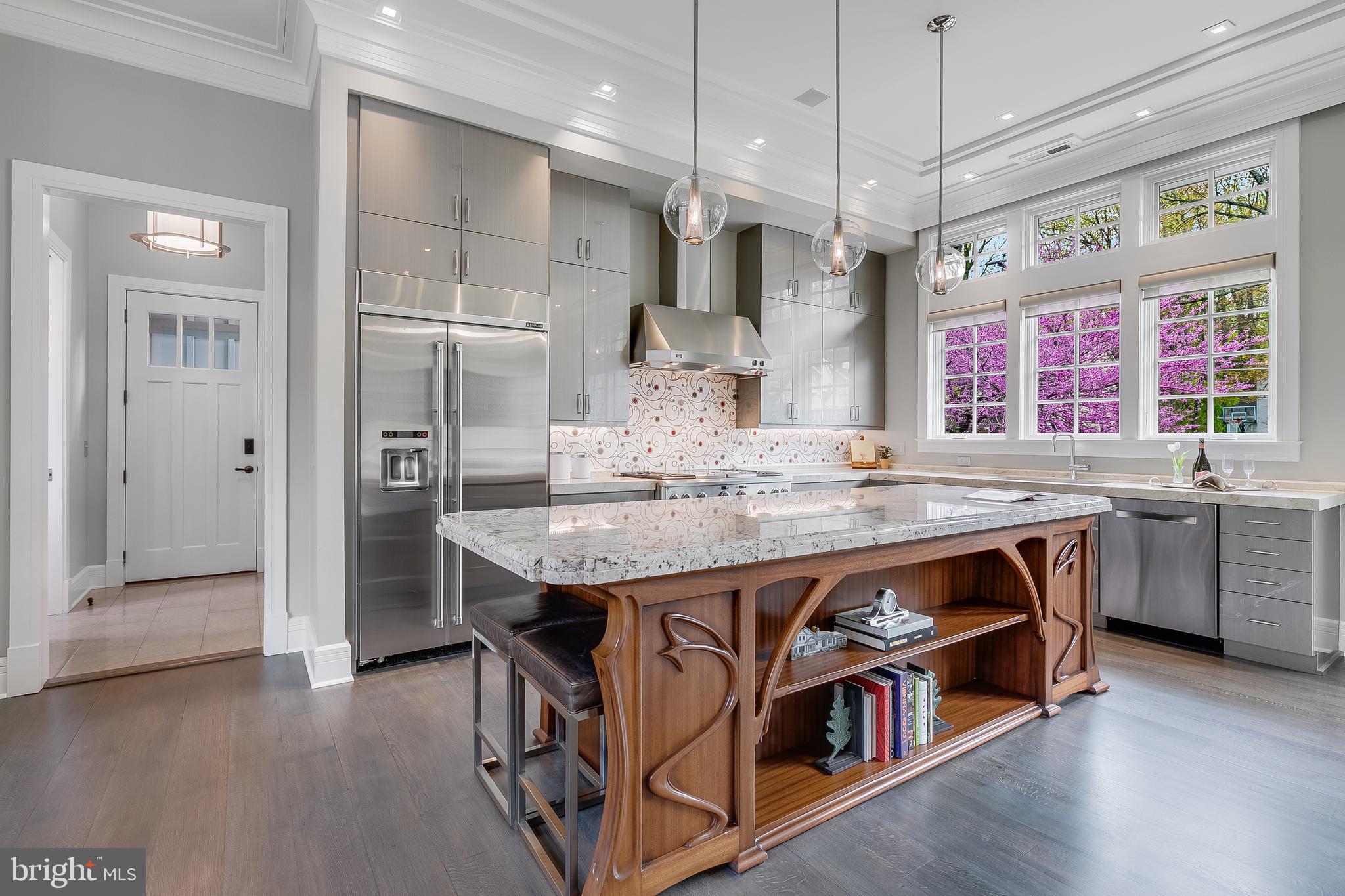 VIRGINIA FOREST - Residential