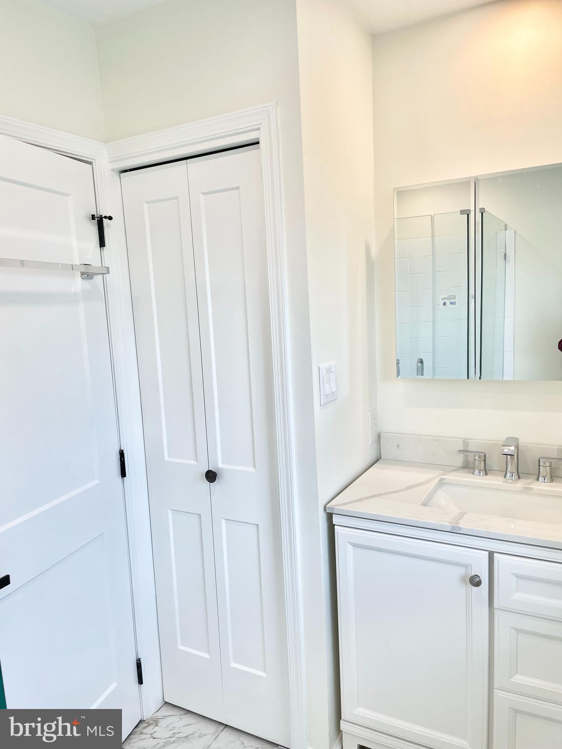 BELMONT HILLS - Residential Lease