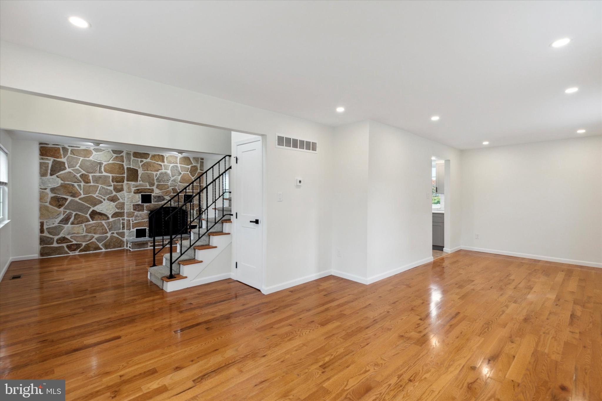 BELMONT HILLS - Residential Lease