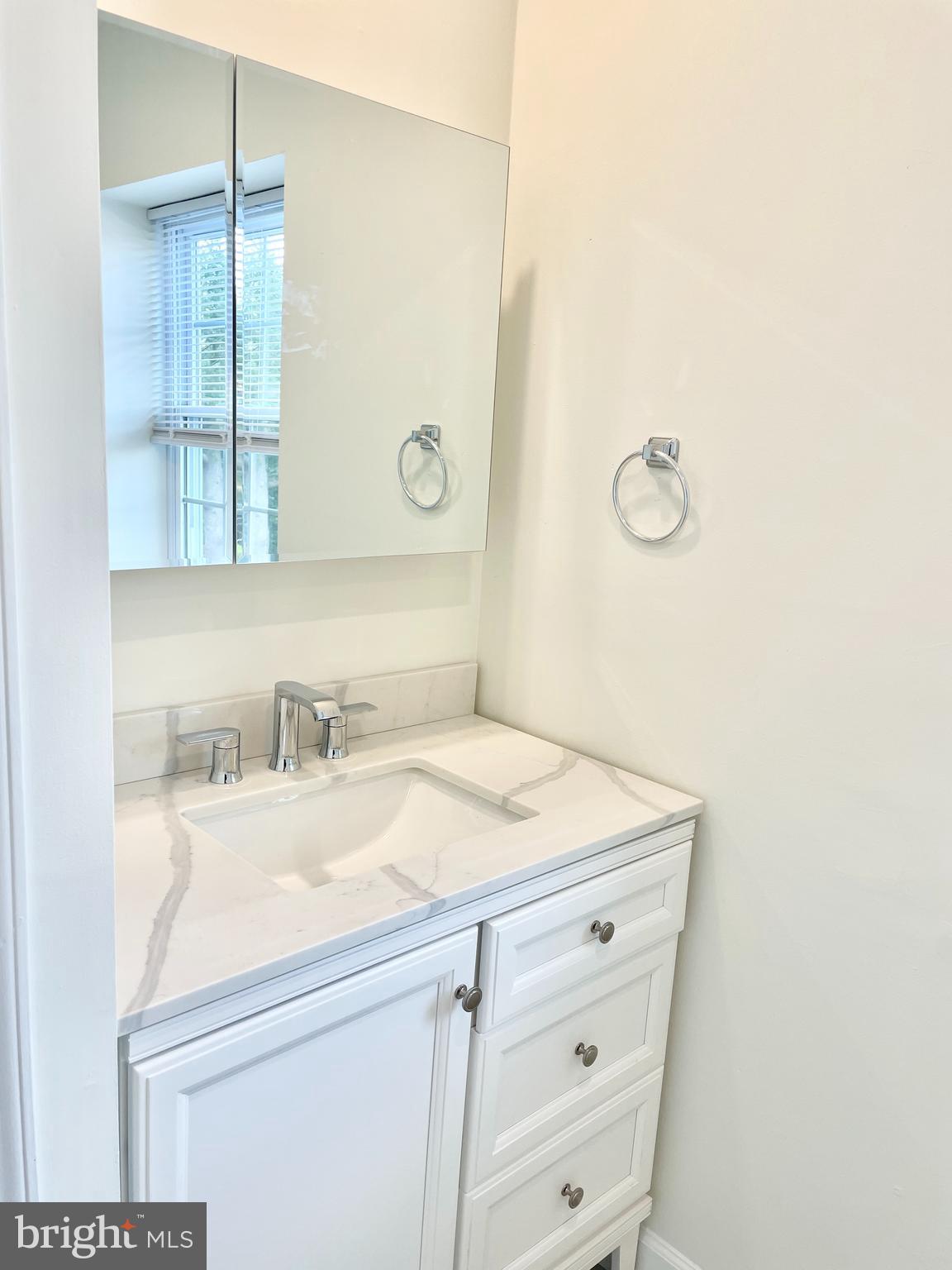 BELMONT HILLS - Residential Lease