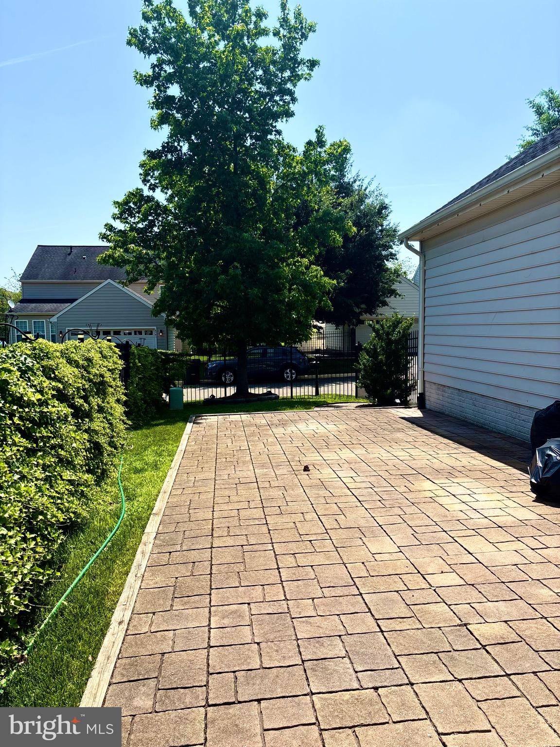 6702 SELBOURNE LANE