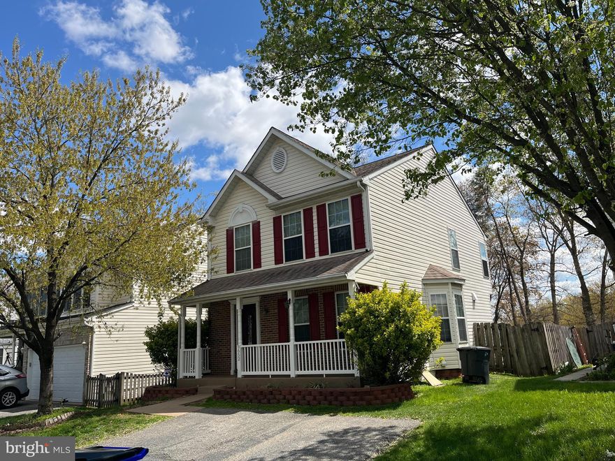 This is one very comfortable,  home with  excellent amenities, great spaces for everyone in the family to enjoy themselves, along with their guest and company.  The home has been updated and taken care of by the owners and their family members. The area is excellent to raise children or to retire and take vacations, knowing that when you get back you will be thankful

There are still items to be removed, however they do not bring the look  of the property down.

The only person who can lose, is the one who does not do a showing on it...
.
Go and see this home before it is GONE!!!