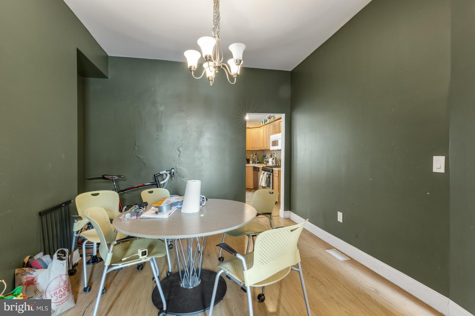 FRANCISVILLE - Residential Lease