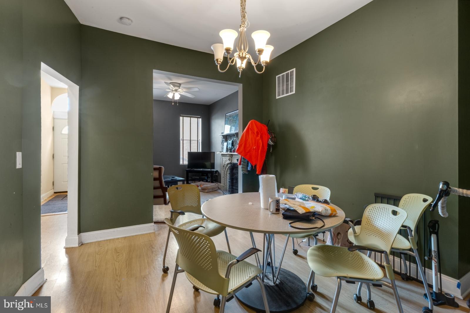 FRANCISVILLE - Residential Lease