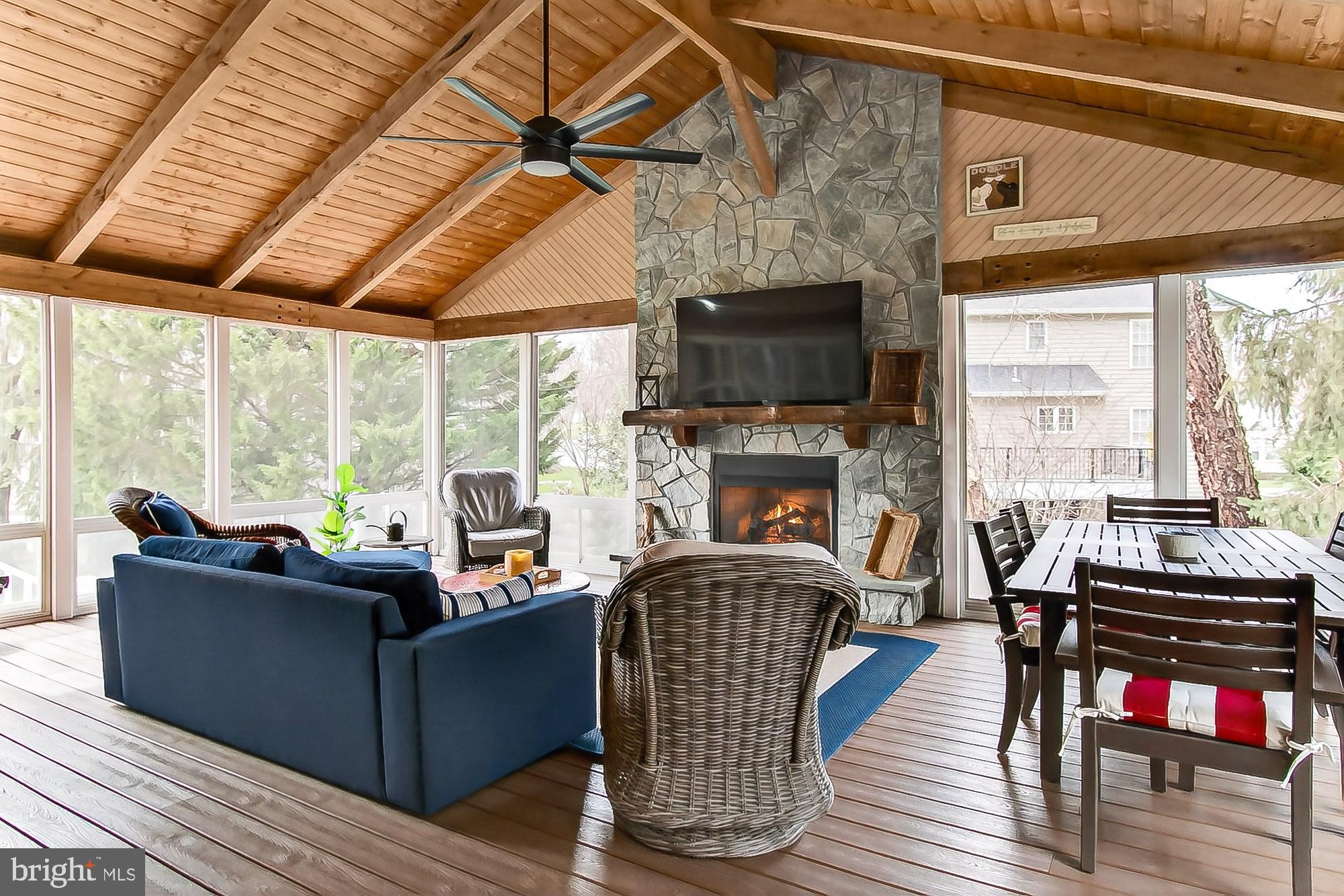 20461 SWAN CREEK COURT