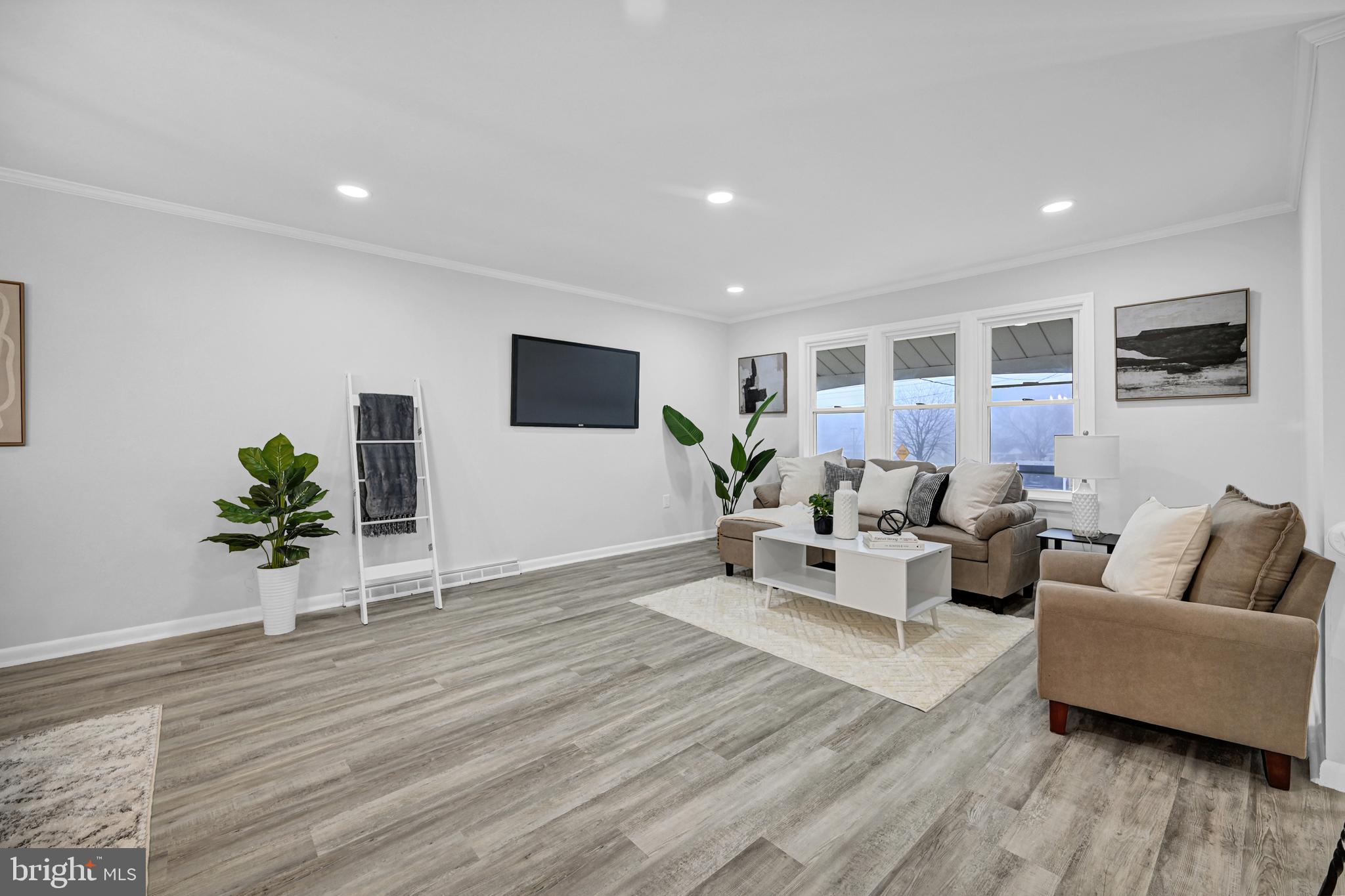 SHREWSBURY - Residential