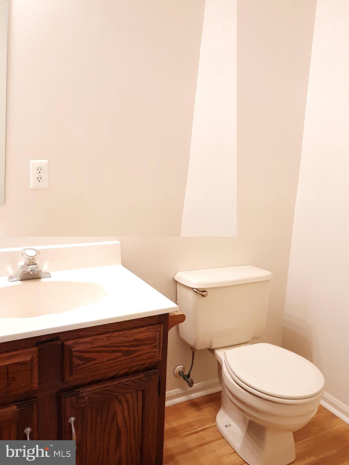 CLOVERFIELD MANOR - Residential Lease