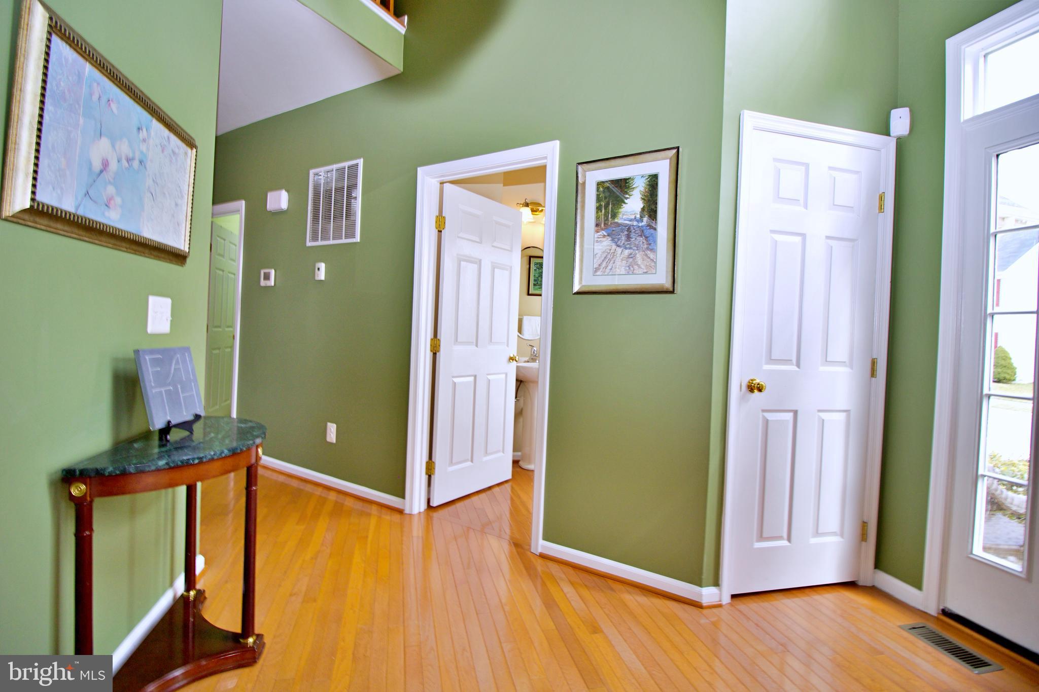 LAKELAND PLACE - Residential