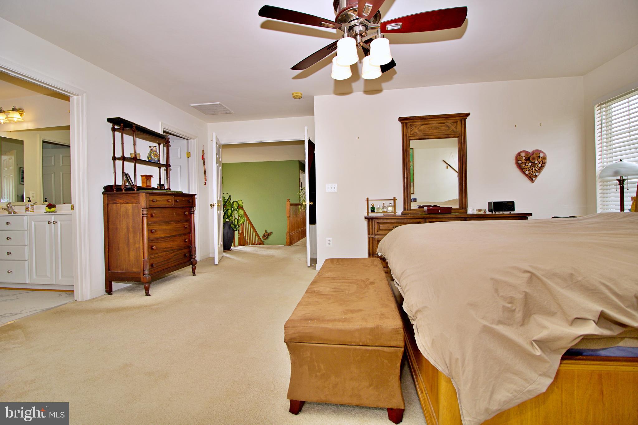 LAKELAND PLACE - Residential