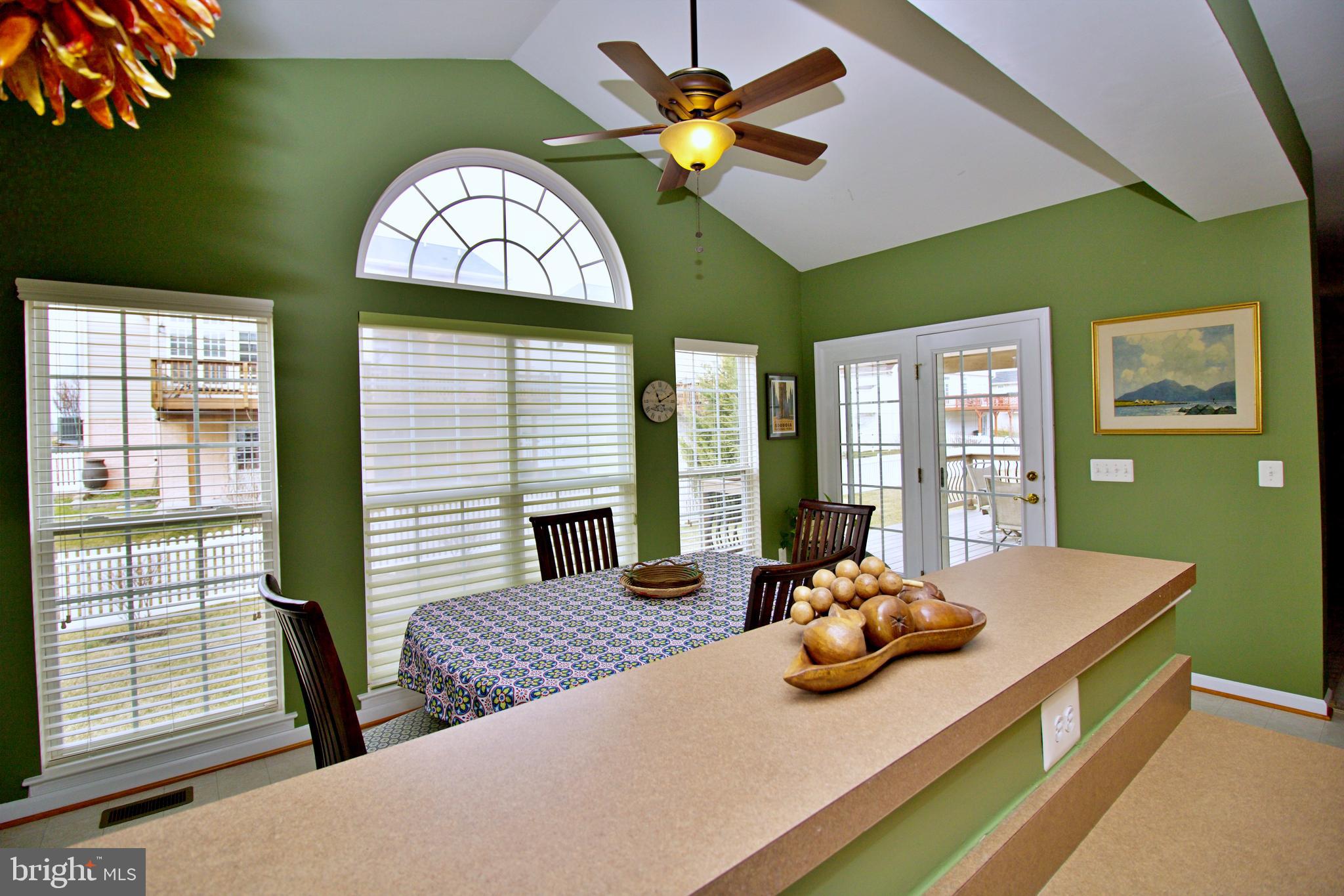 LAKELAND PLACE - Residential