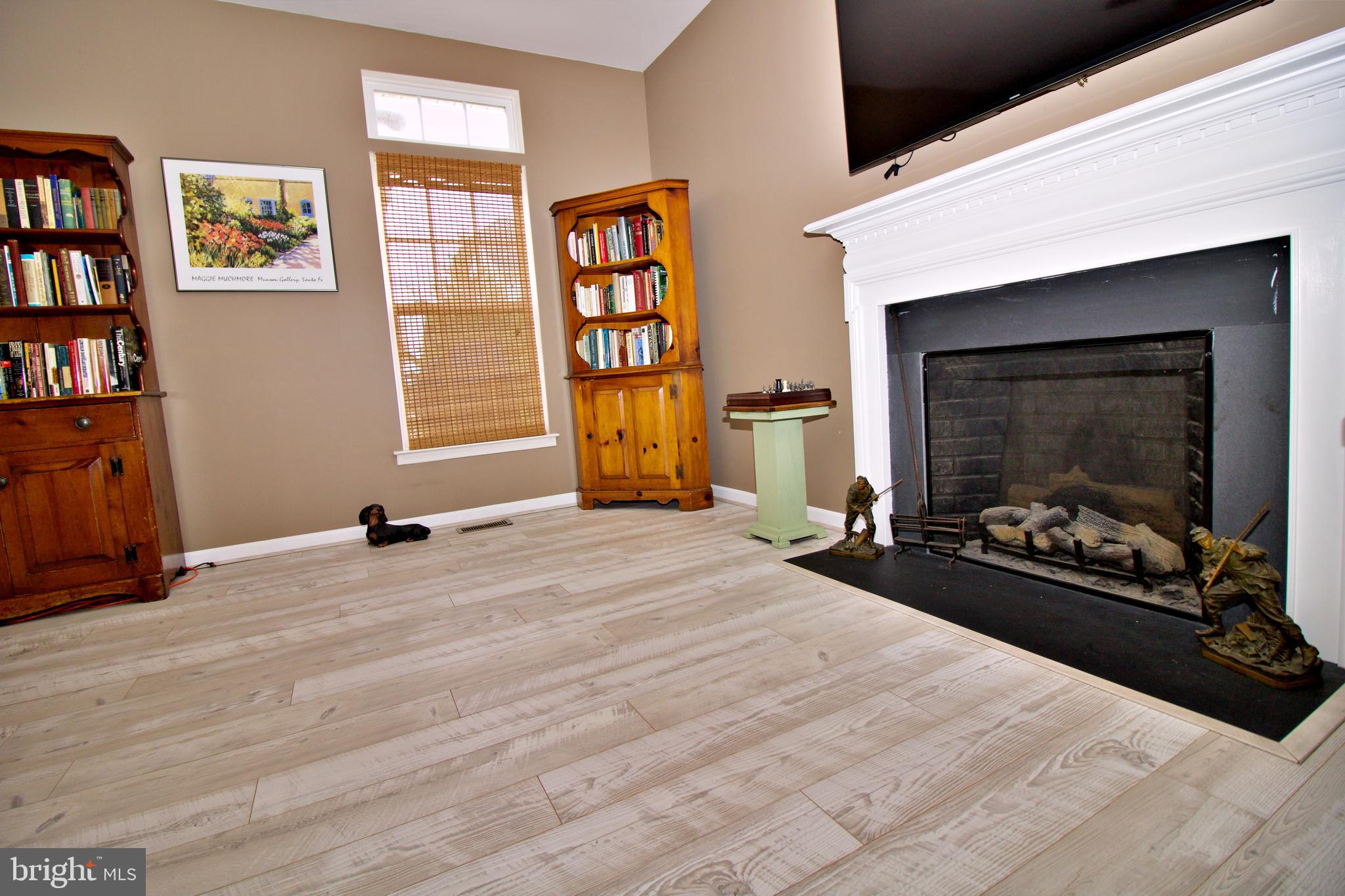 LAKELAND PLACE - Residential