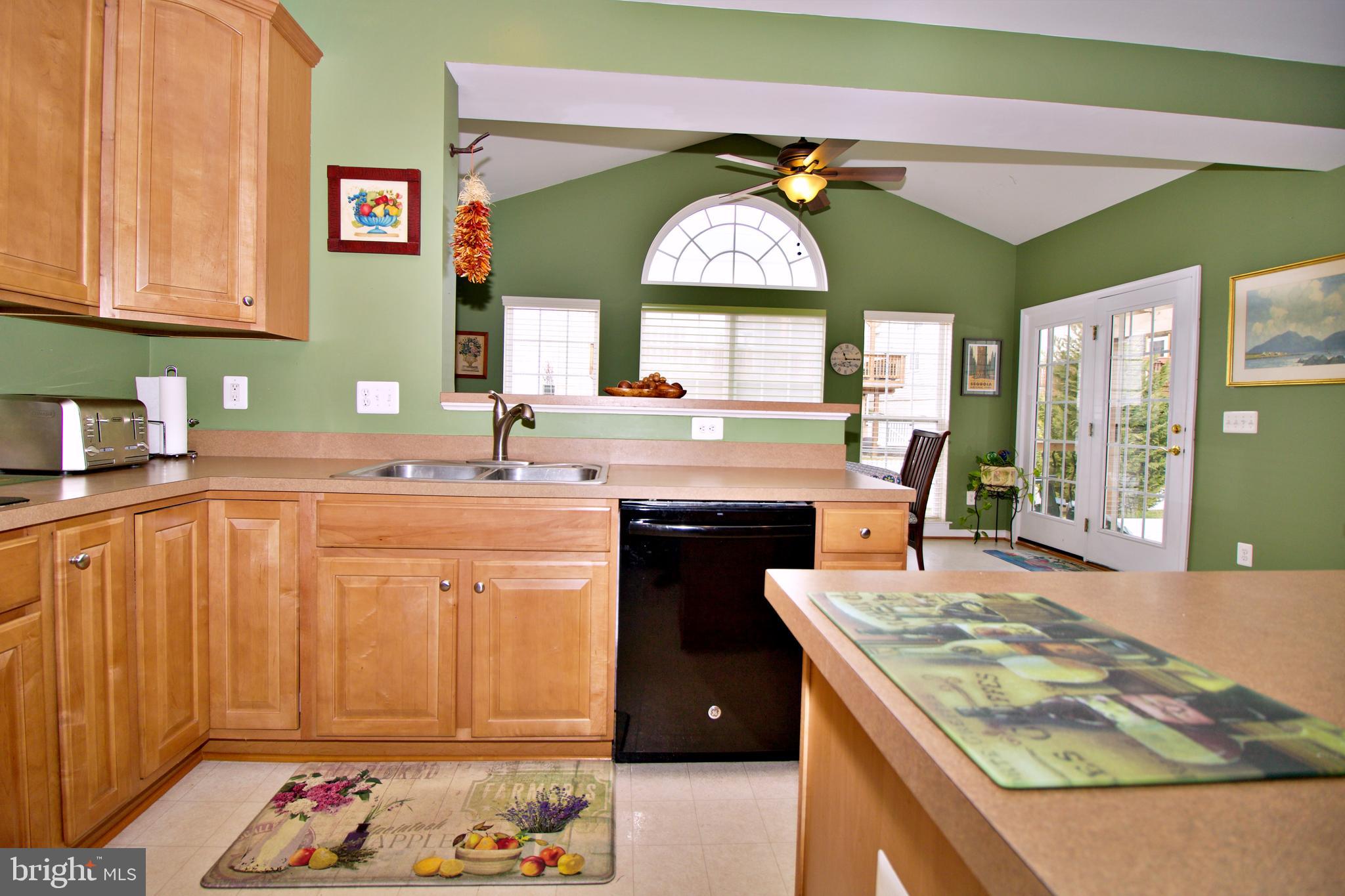 LAKELAND PLACE - Residential