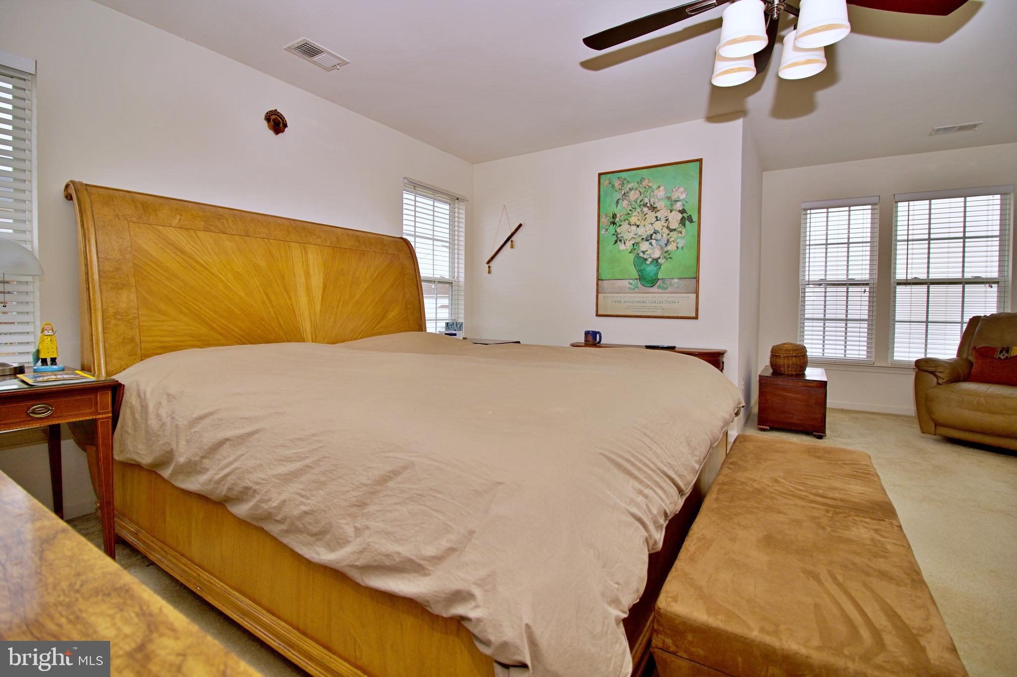 LAKELAND PLACE - Residential