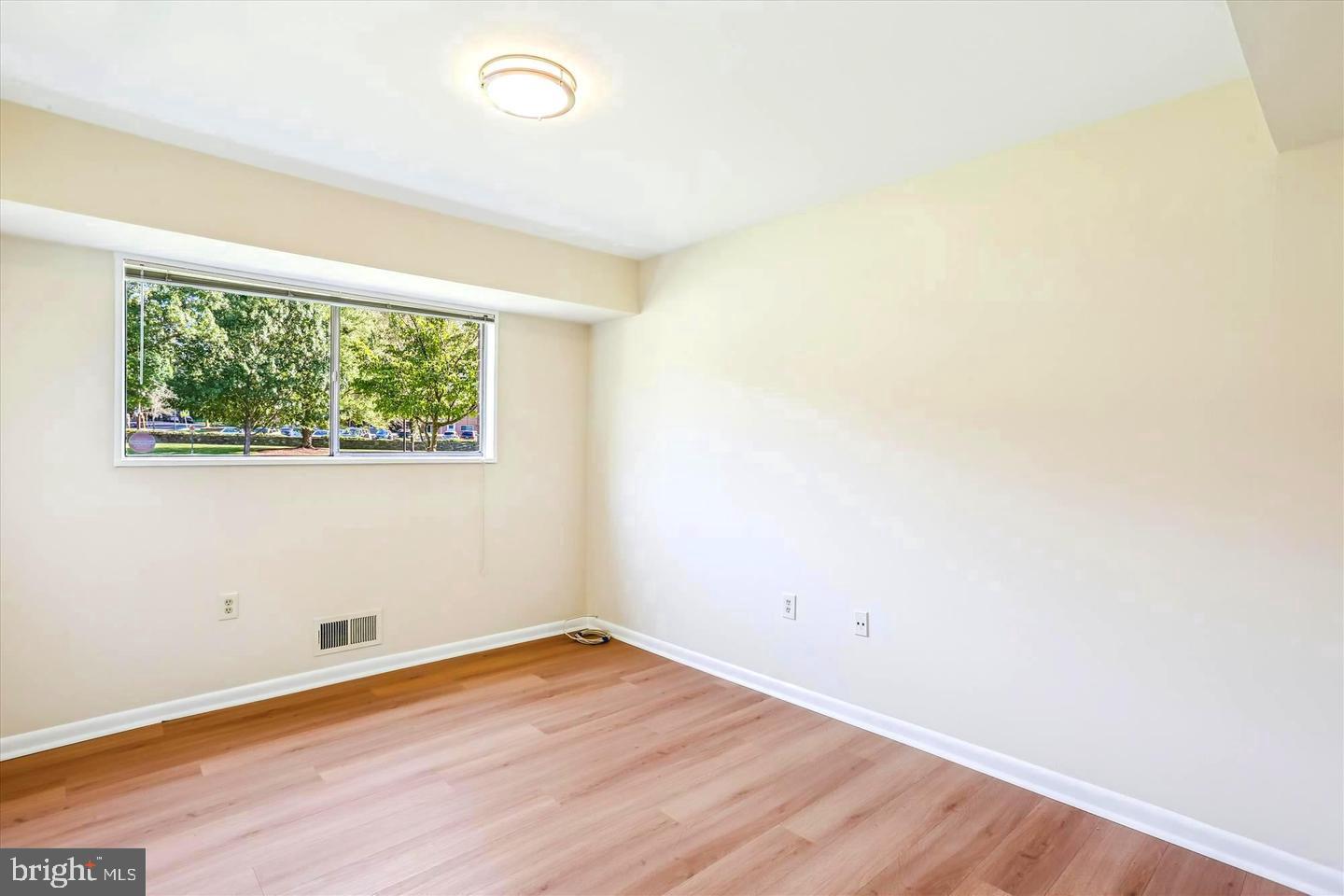 PARKSIDE CONDOMINIUMS - Residential Lease