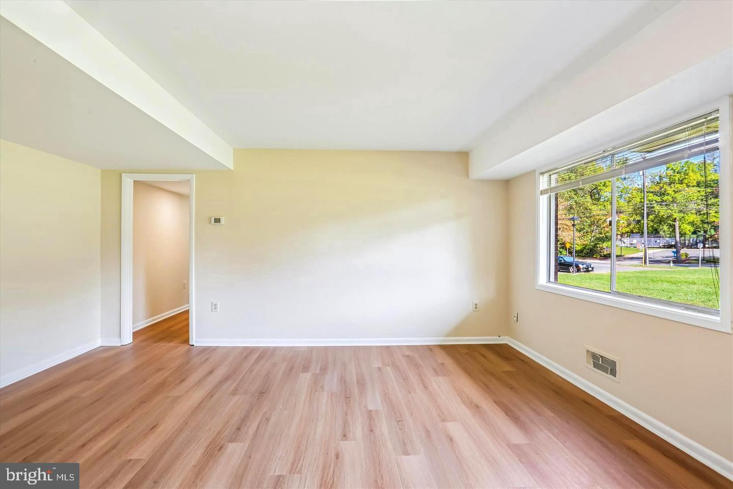 PARKSIDE CONDOMINIUMS - Residential Lease