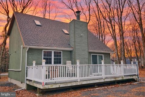 32 BEAR LANE JIM THORPE PA 18229