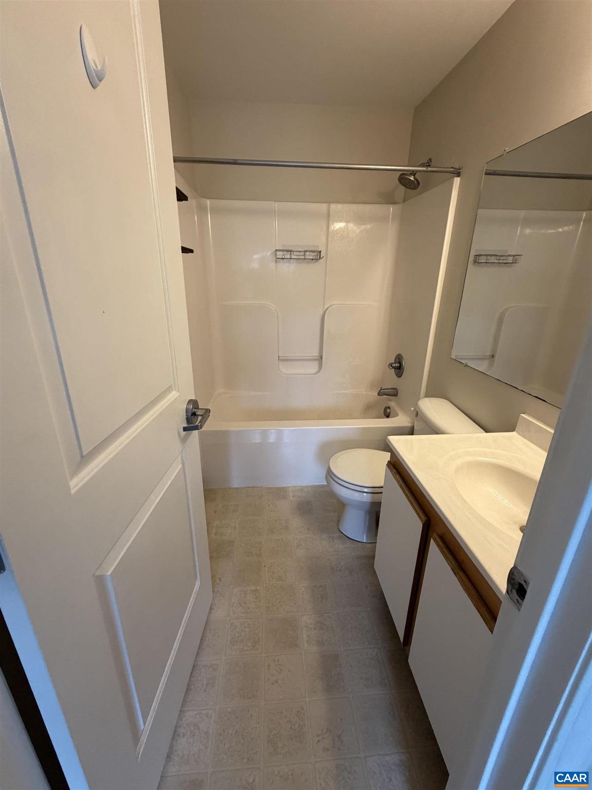 510 DAVIS MILL DR 304