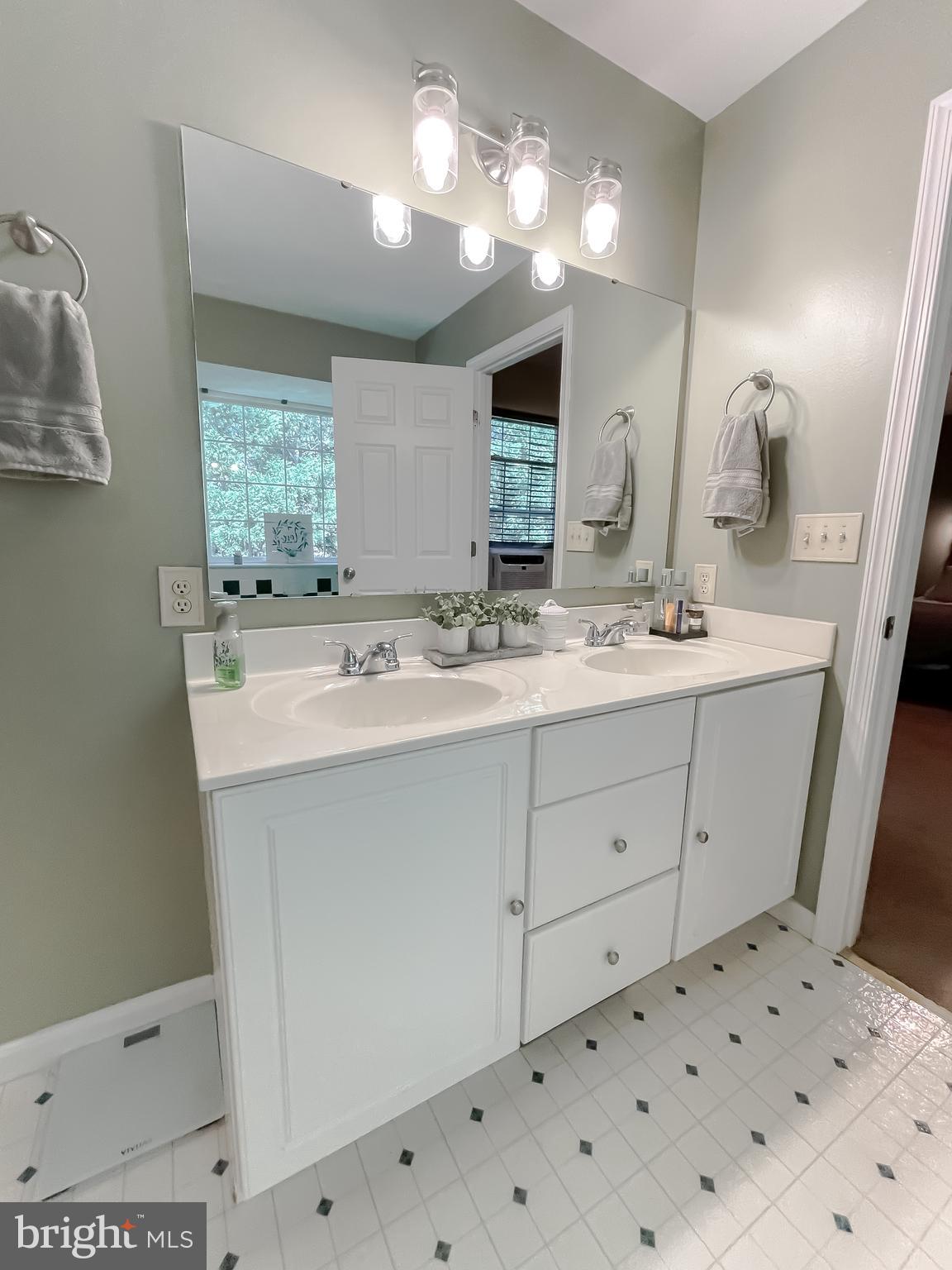 BAY RIDGE ESTATES - Residential