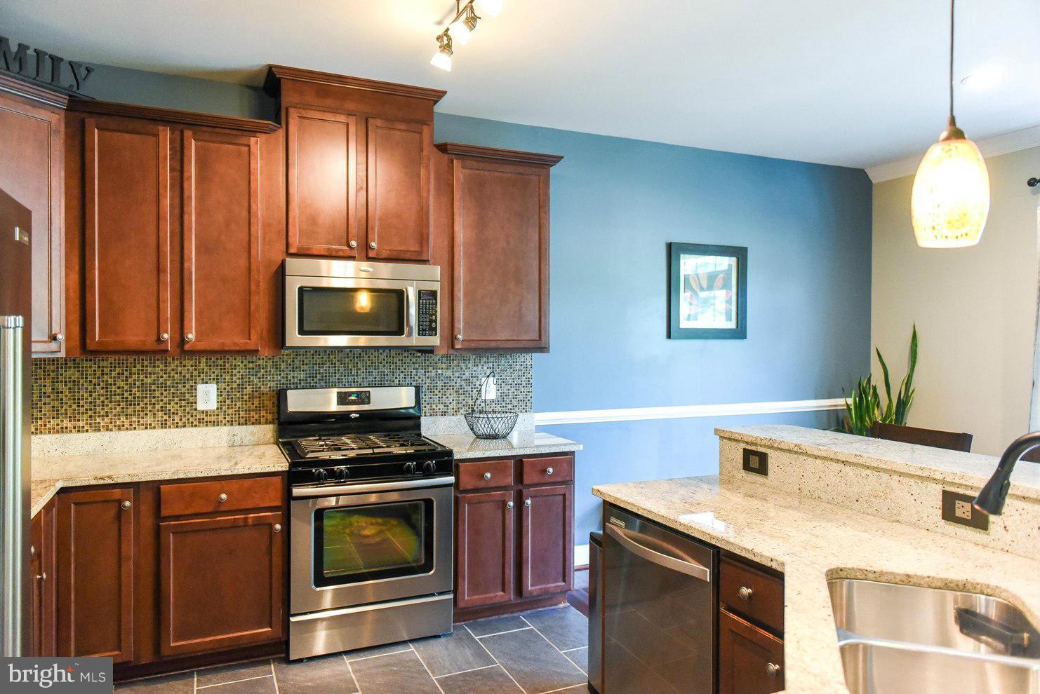 WOODLAND PARK - Residential Lease