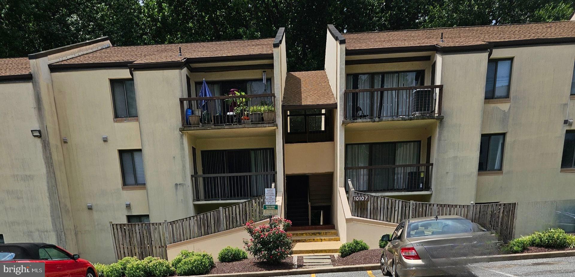 Location, Location, Location!!! Clean and spacious 2 bedroom, 2 bath self-contained condo available in Treetop Condominiums. Convenient to major roads, shopping, public transportation, parks and so much more. Looking for 640 or better credit score.