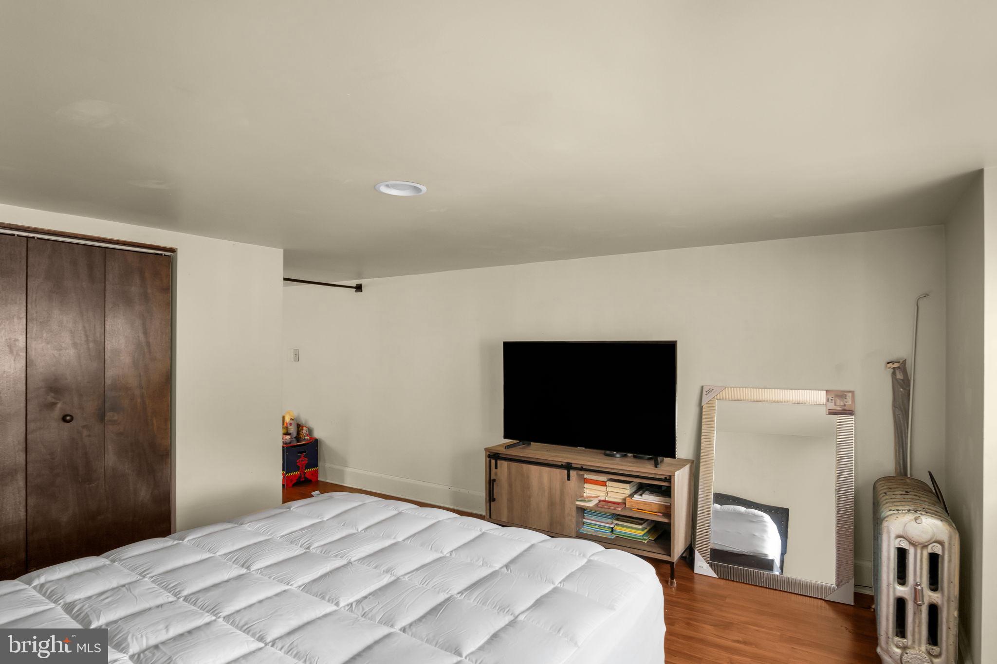 ALLISON HILL - Residential