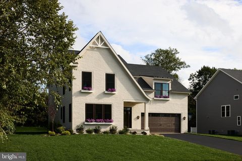 Photo of 418 Glenway Road, GLENSIDE, PA 19038 (MLS # PAMC2156840)