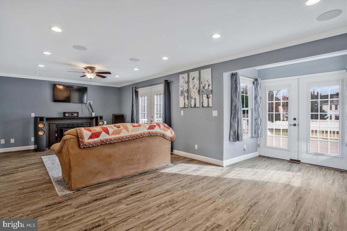 PARADISE BEACH - Residential