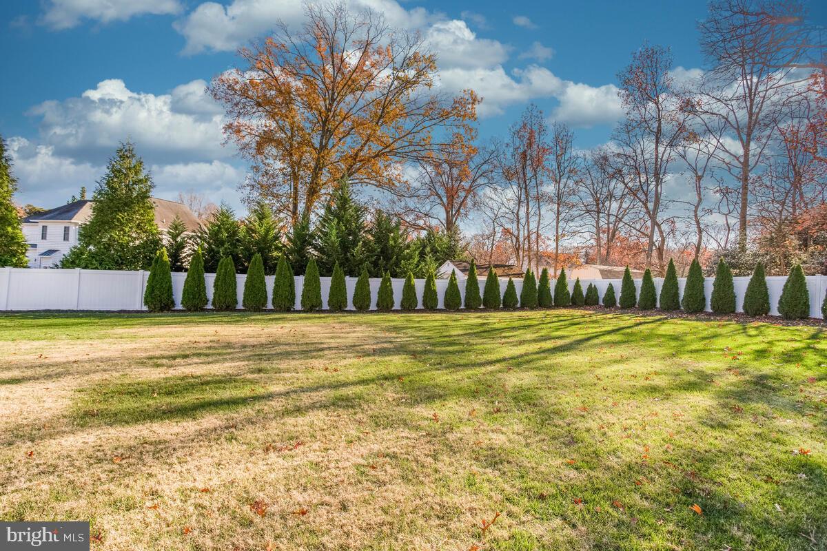 PARADISE BEACH - Residential