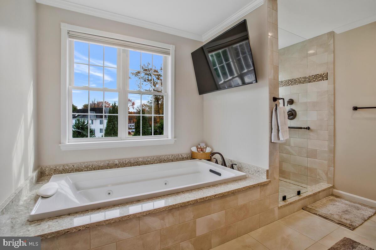 PARADISE BEACH - Residential