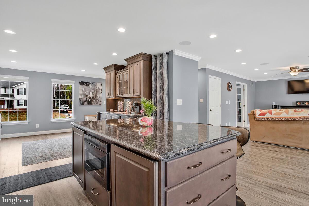 PARADISE BEACH - Residential