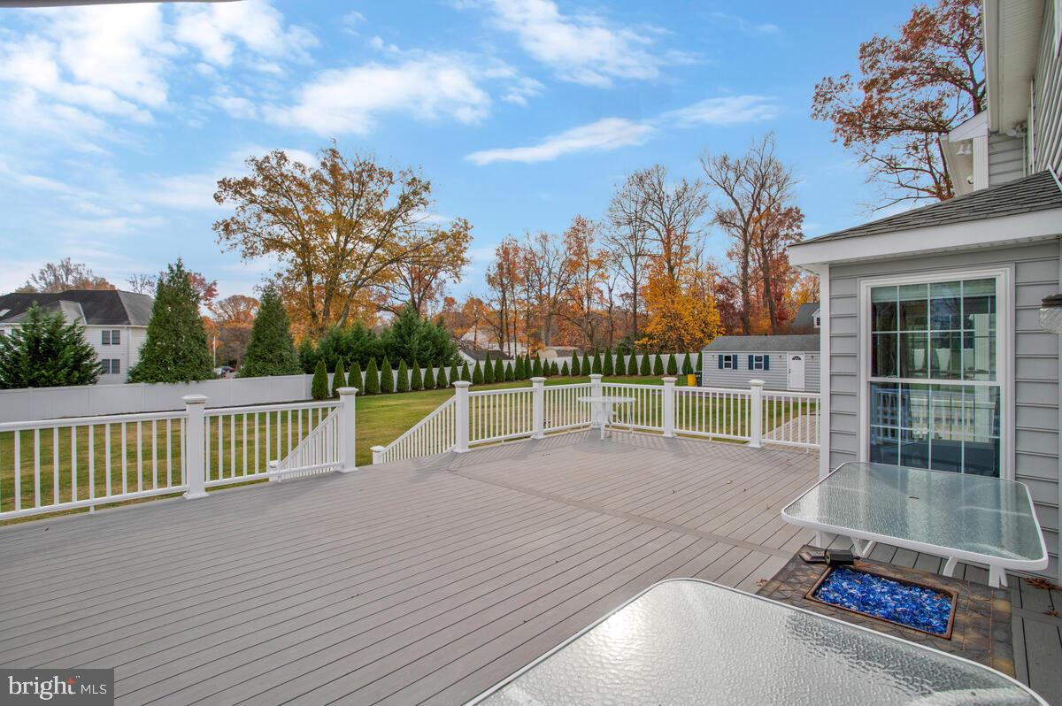 PARADISE BEACH - Residential