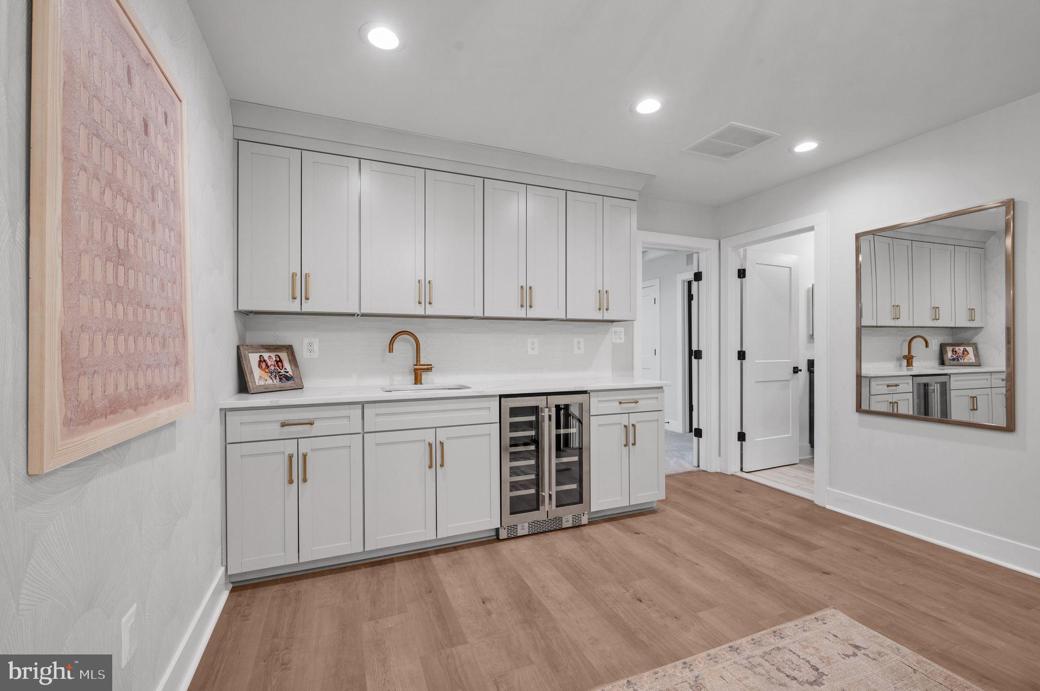 AMBLEBROOK - Residential