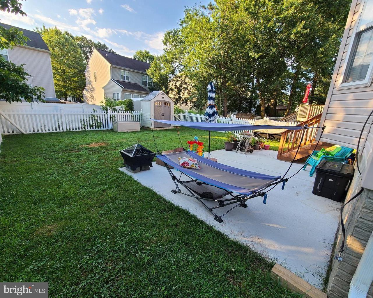 GRANDE VIEW PARK - Residential Lease