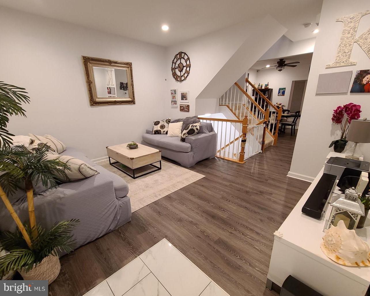 GRANDE VIEW PARK - Residential Lease