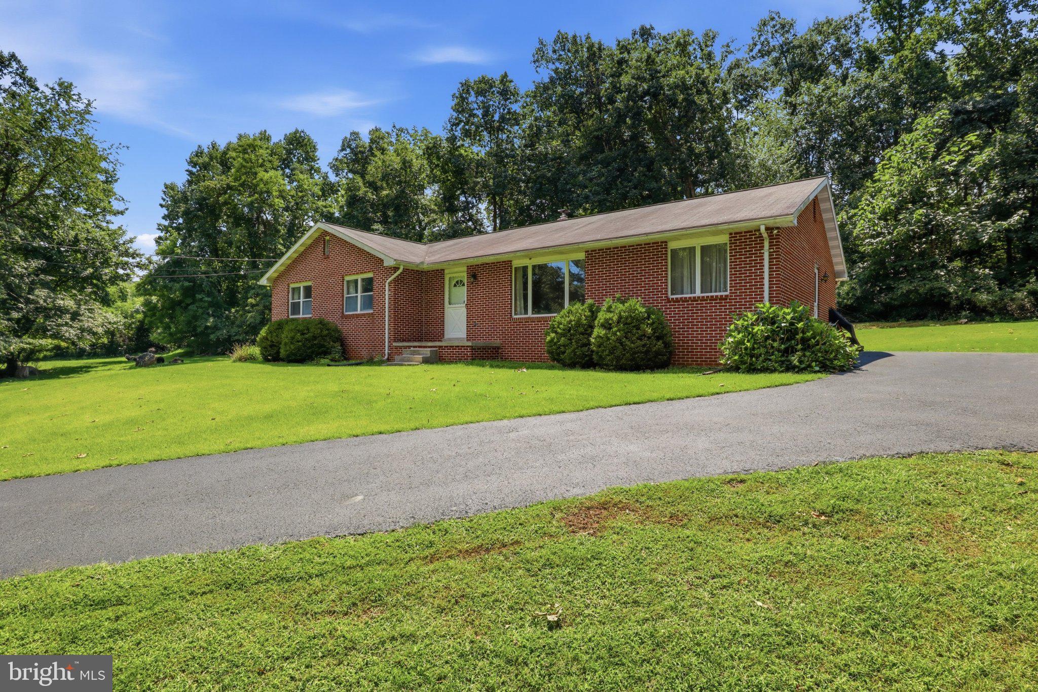 691 CHURCHEY LANE